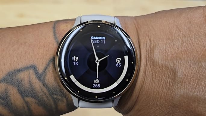 GARMIN - GARMIN Venu AMOLED シルバー Amazon.com: Garmin Venu 3 Silver Stainless Steel Bezel 1.4